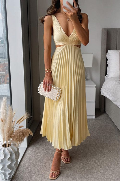 Celine | Women's Pleated V-Neck Midi Dress